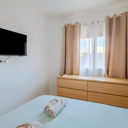 Apartment Rooftop Centre *