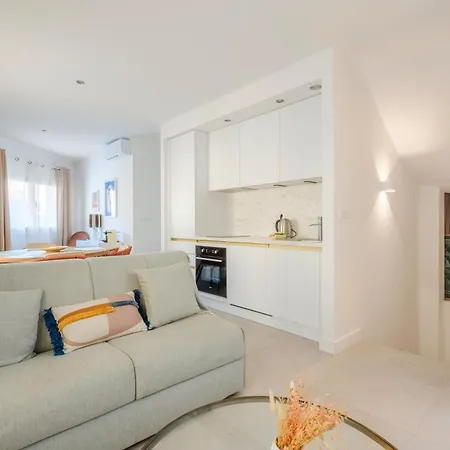 Rooftop Centre Apartment Cannes